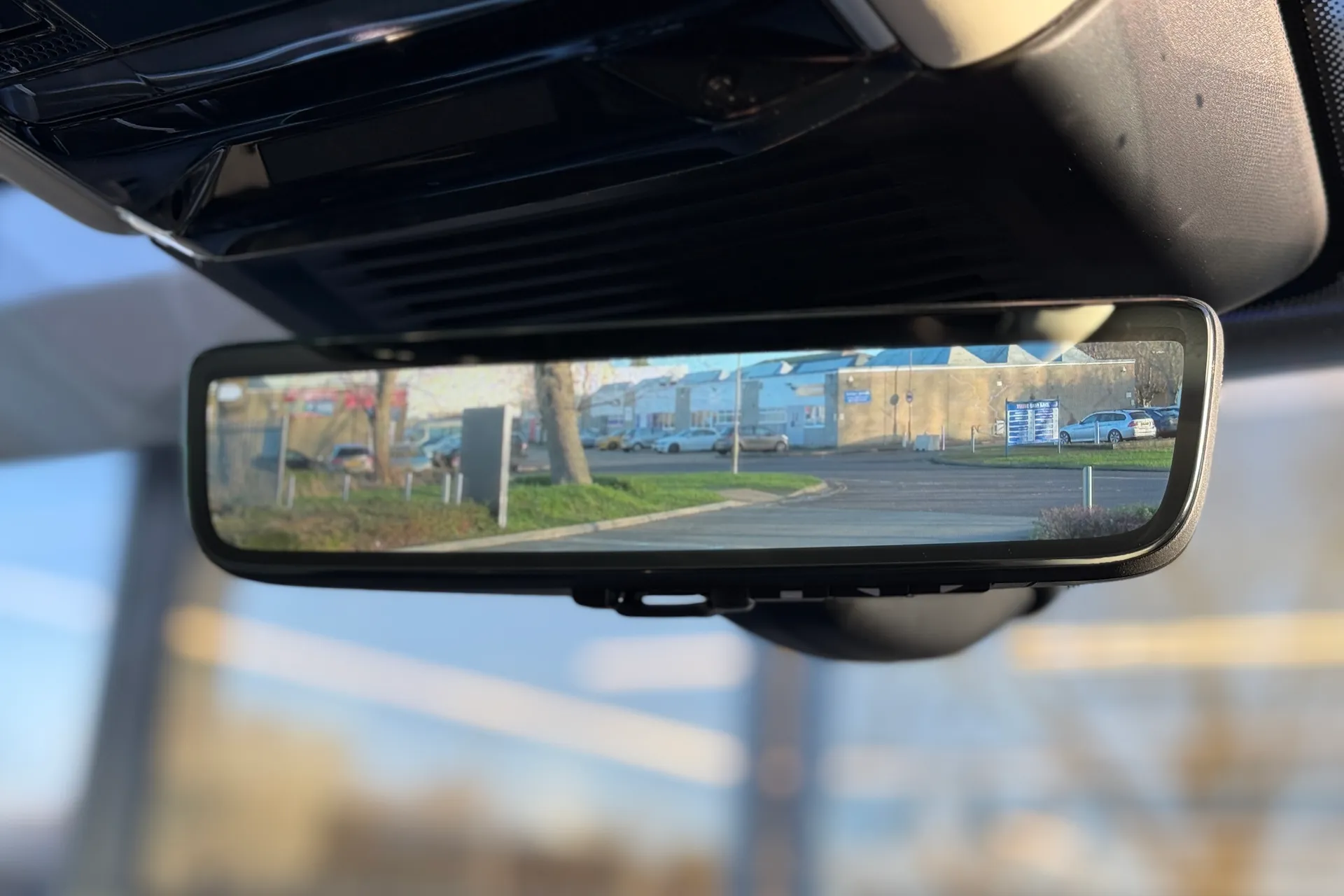 LAND ROVER RANGE ROVER thumbnail image number 37