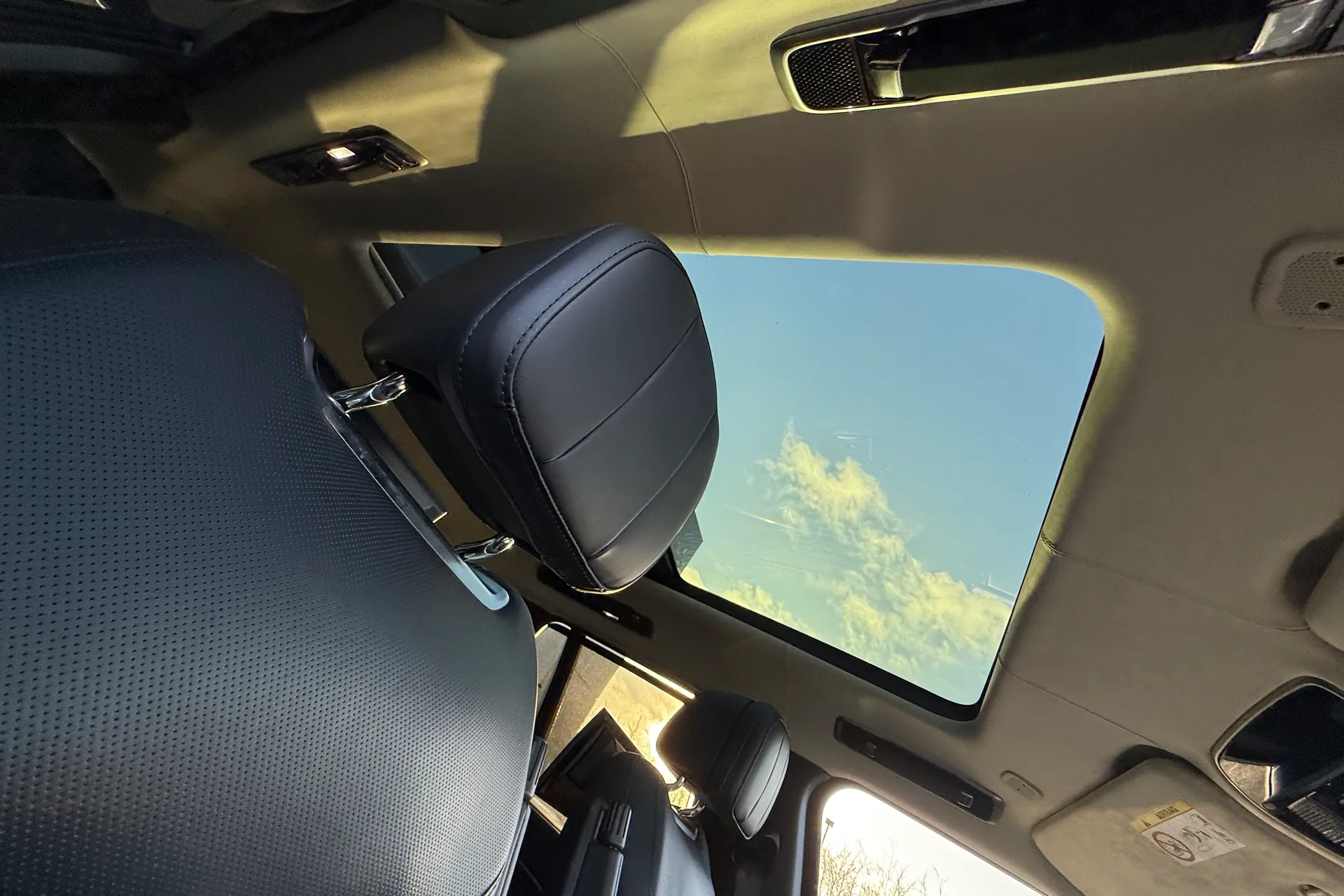 LAND ROVER RANGE ROVER thumbnail image number 42