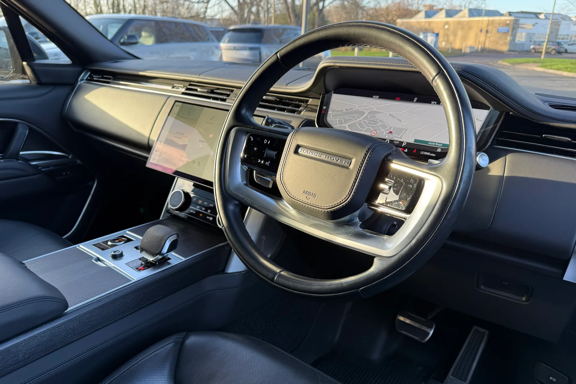 LAND ROVER RANGE ROVER thumbnail image number 35