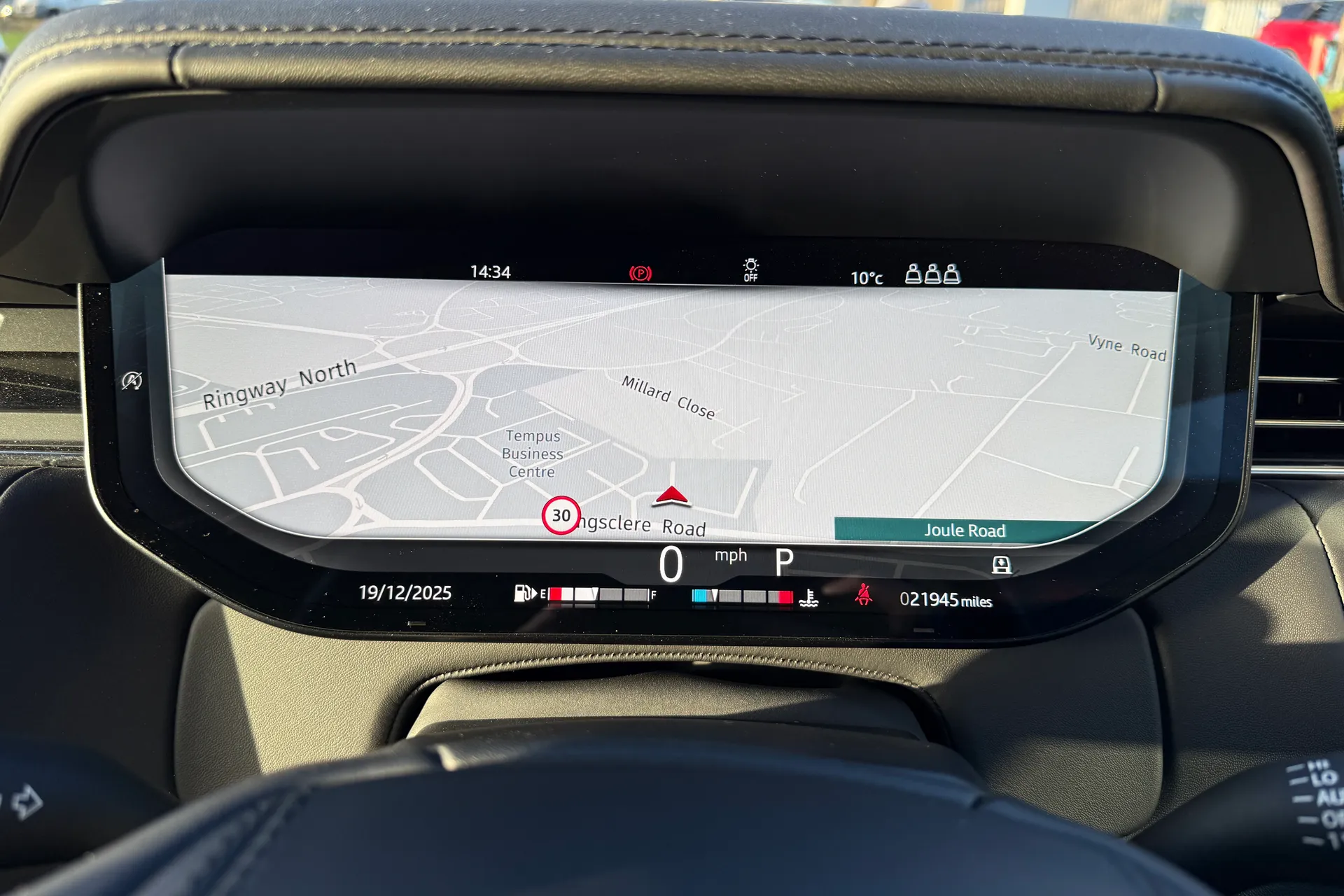 LAND ROVER RANGE ROVER thumbnail image number 27