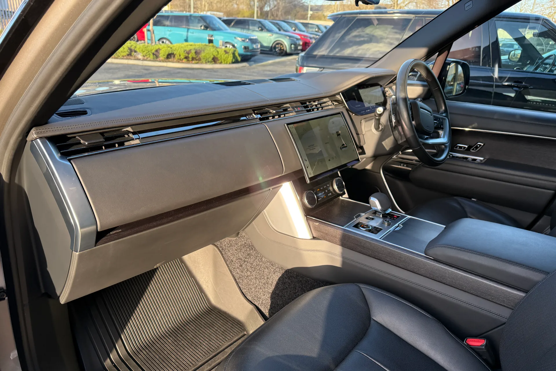 LAND ROVER RANGE ROVER thumbnail image number 52