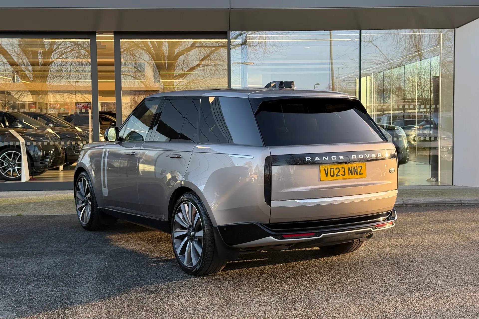 LAND ROVER RANGE ROVER thumbnail image number 61