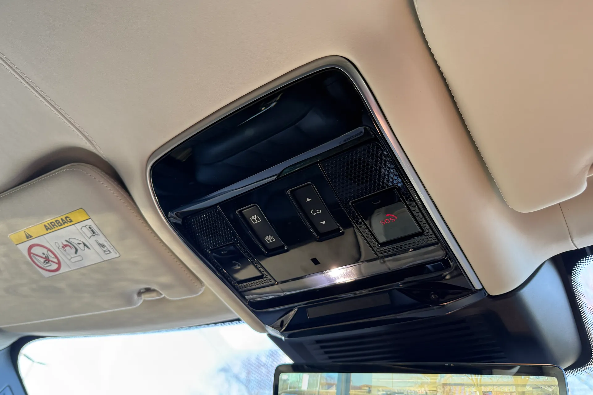 LAND ROVER RANGE ROVER thumbnail image number 56