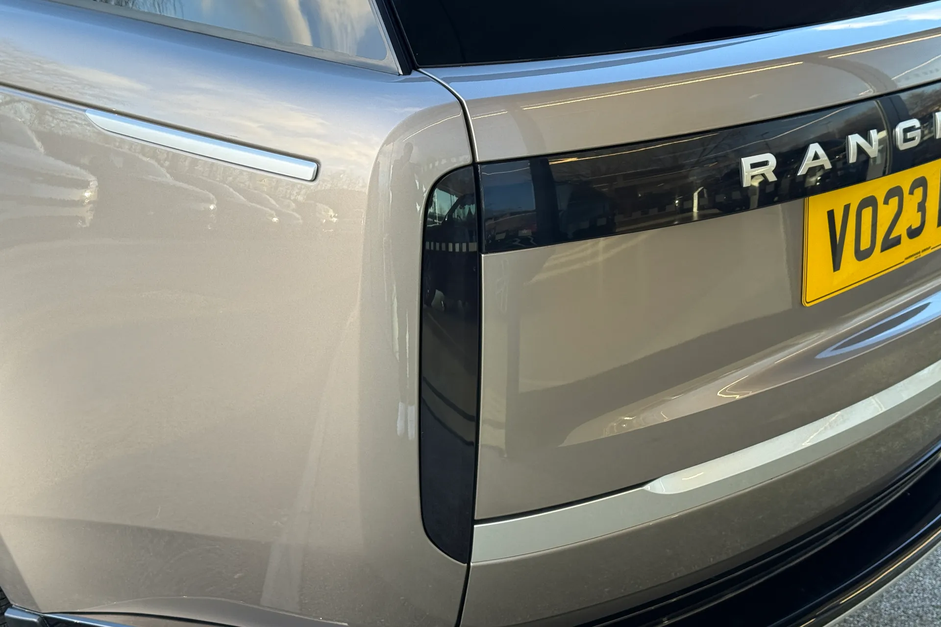 LAND ROVER RANGE ROVER thumbnail image number 60