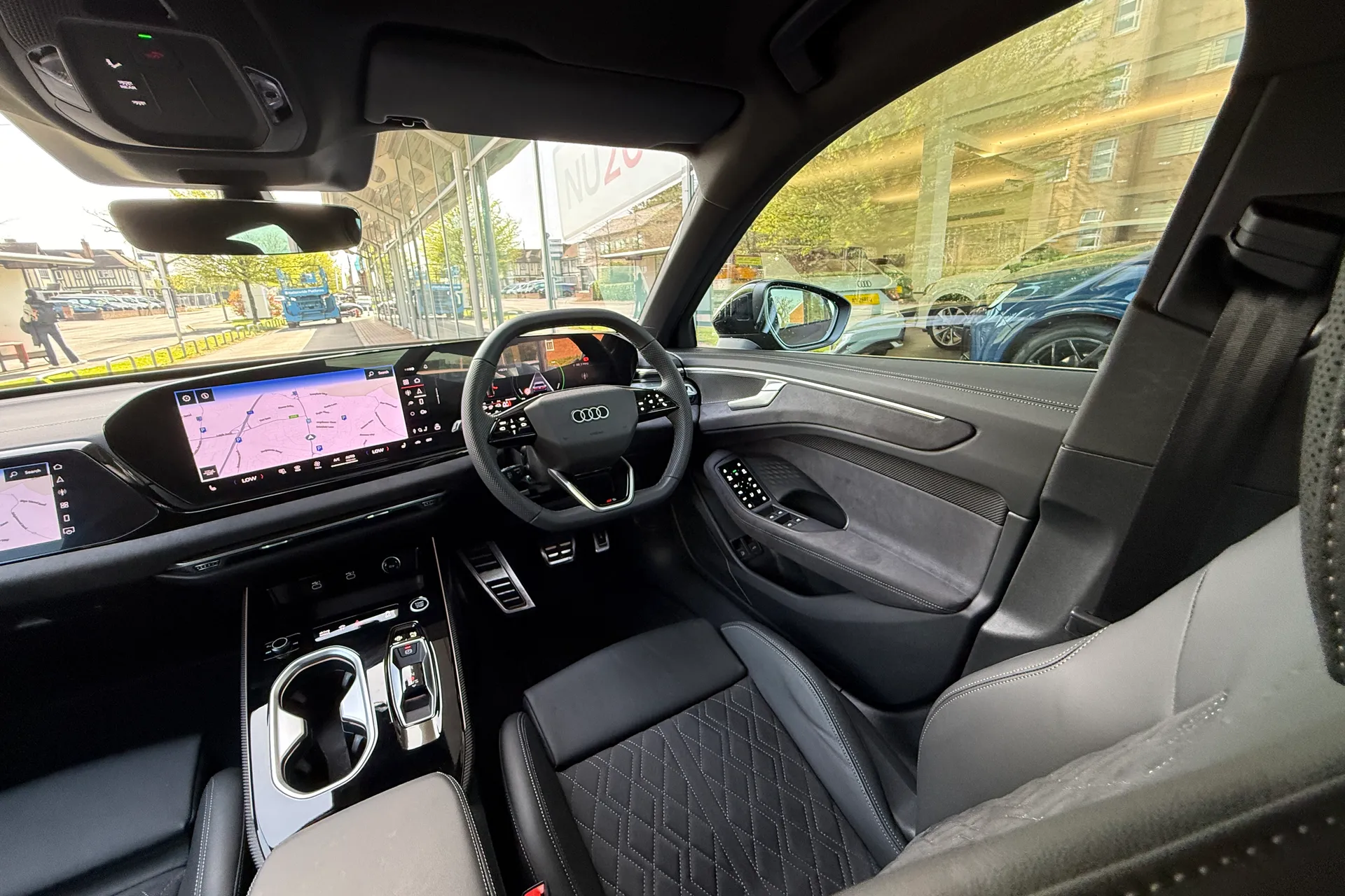 Audi A6 thumbnail image number 43
