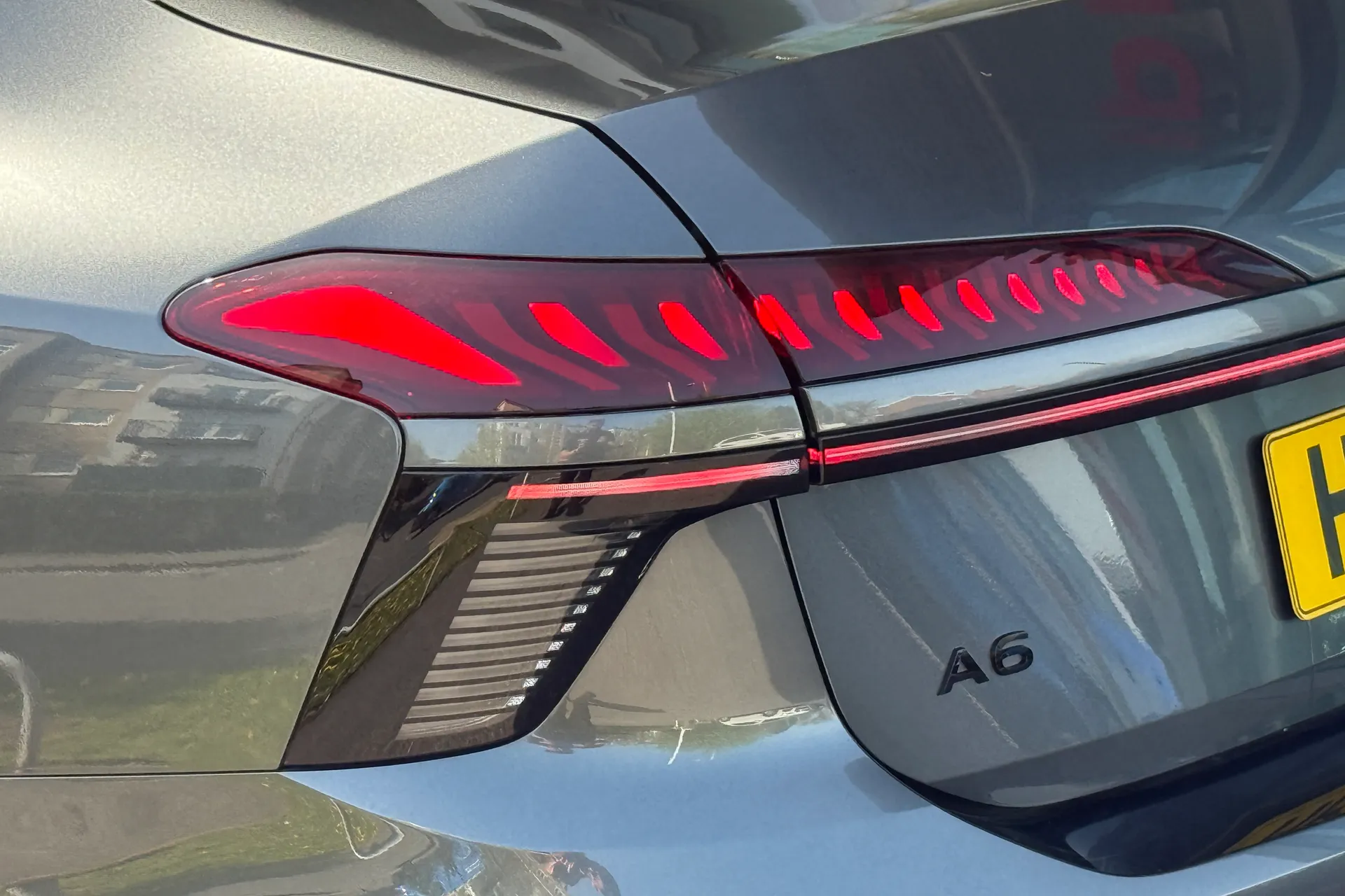 Audi A6 thumbnail image number 47