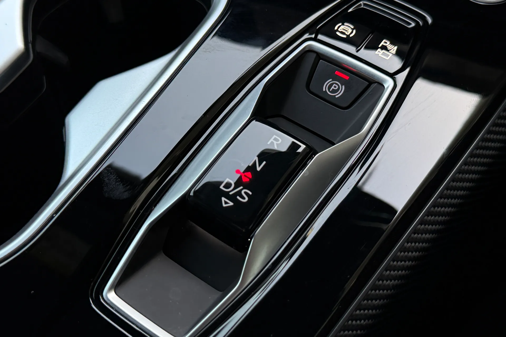 Audi A6 thumbnail image number 26