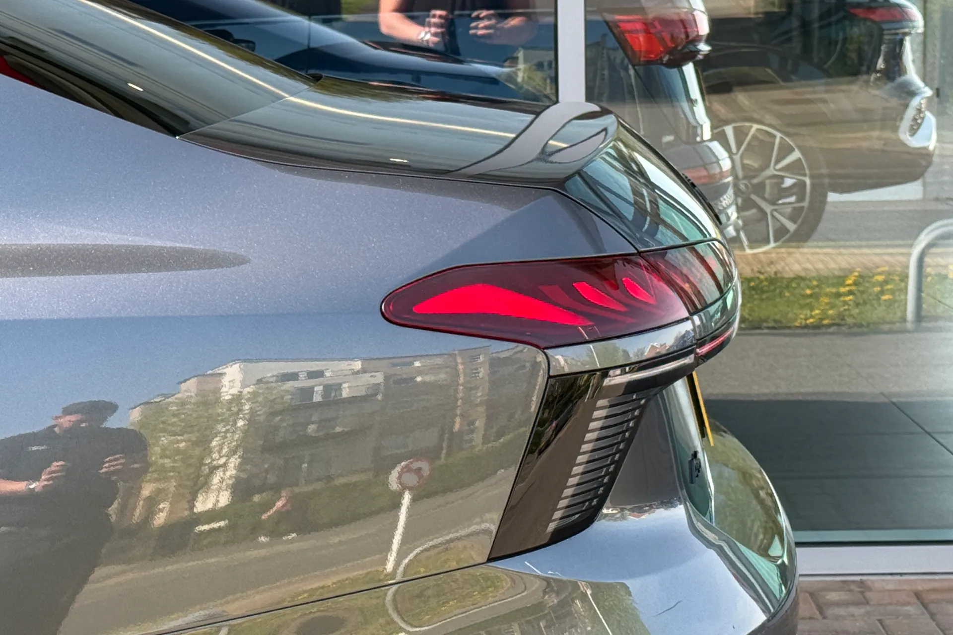 Audi A6 thumbnail image number 48