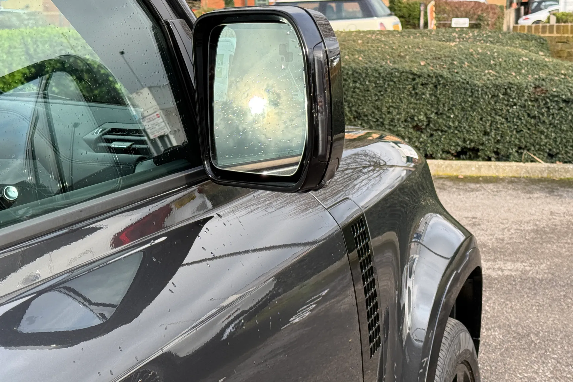 LAND ROVER Defender 130 thumbnail image number 11