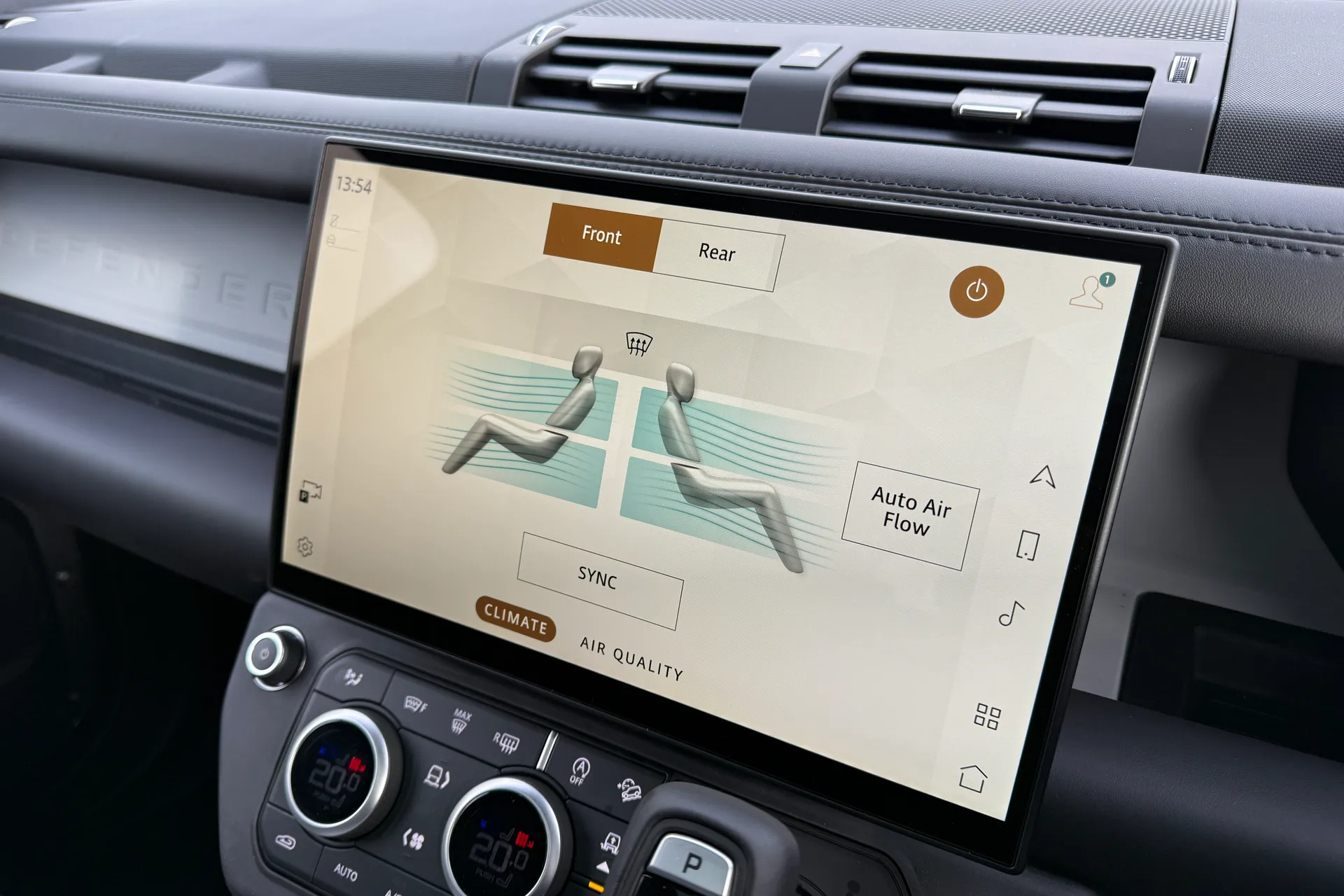 LAND ROVER Defender 130 thumbnail image number 42