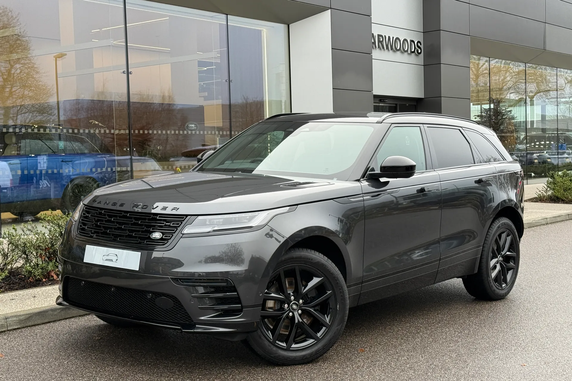 LAND ROVER RANGE ROVER VELAR thumbnail image number 19