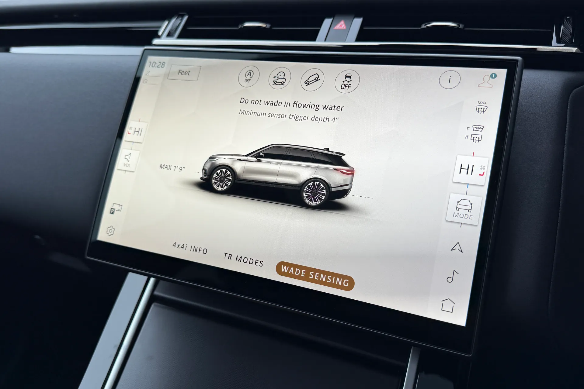 LAND ROVER RANGE ROVER VELAR thumbnail image number 55