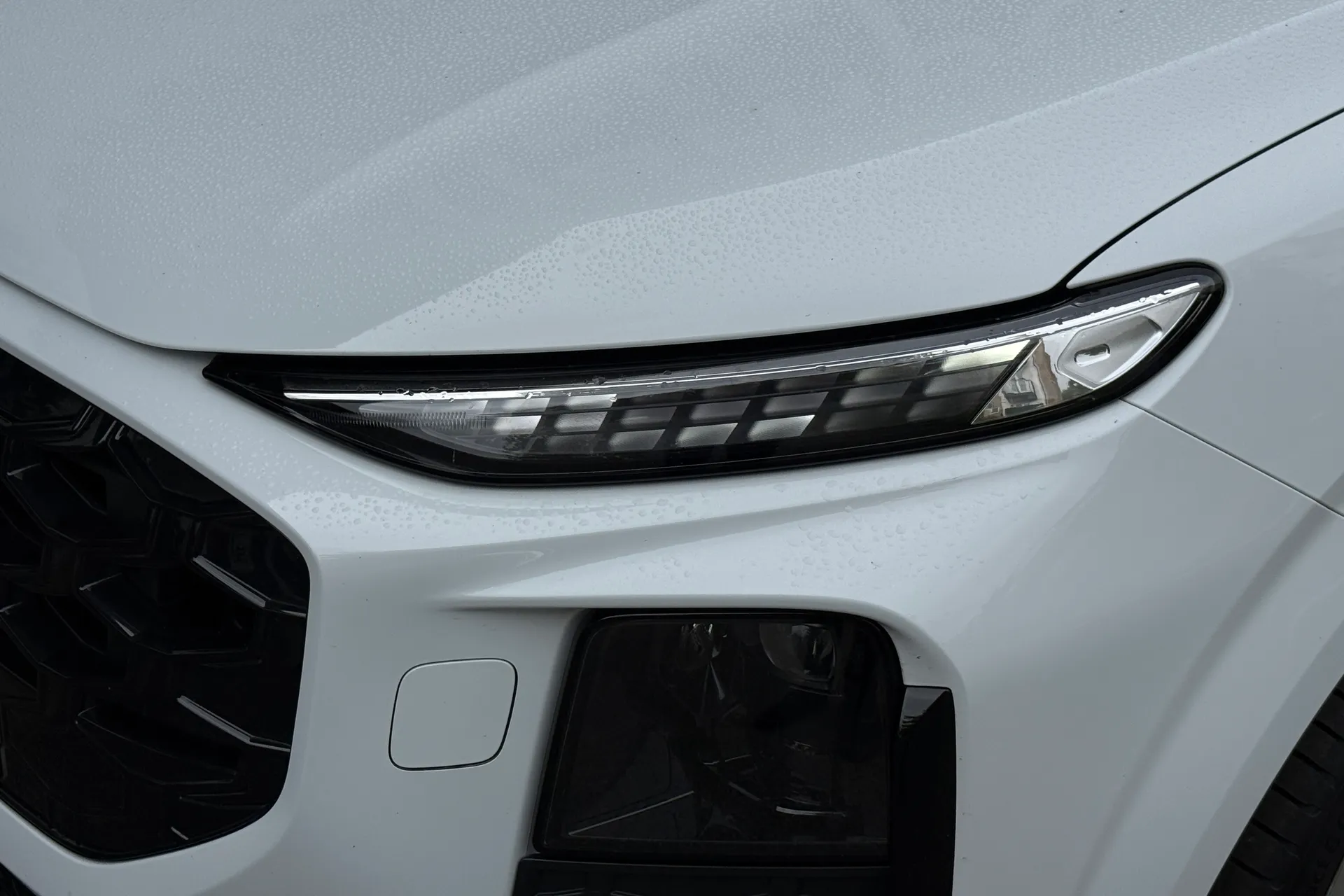 Audi Q3 thumbnail image number 48