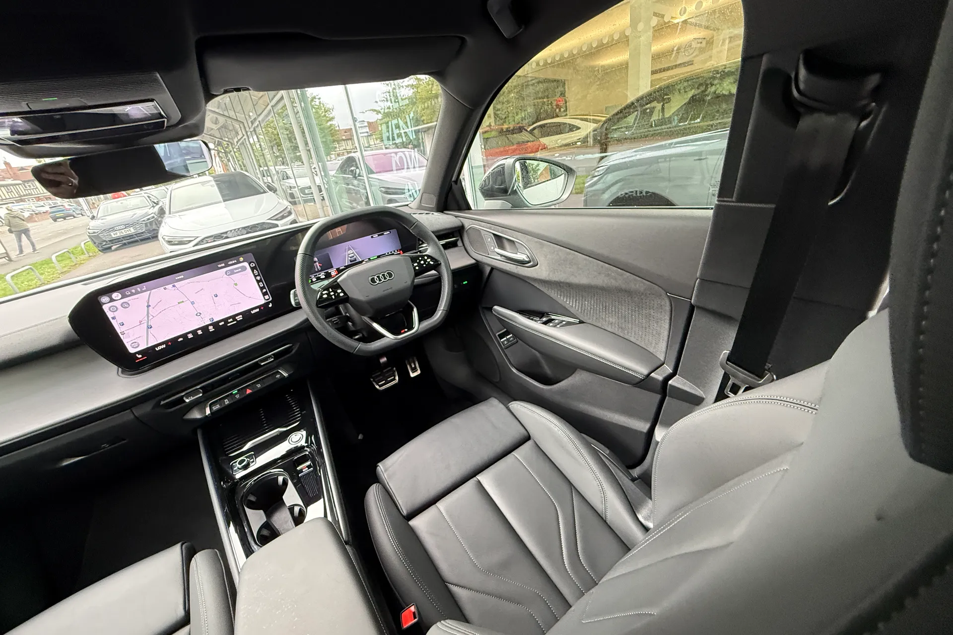 Audi Q3 thumbnail image number 34