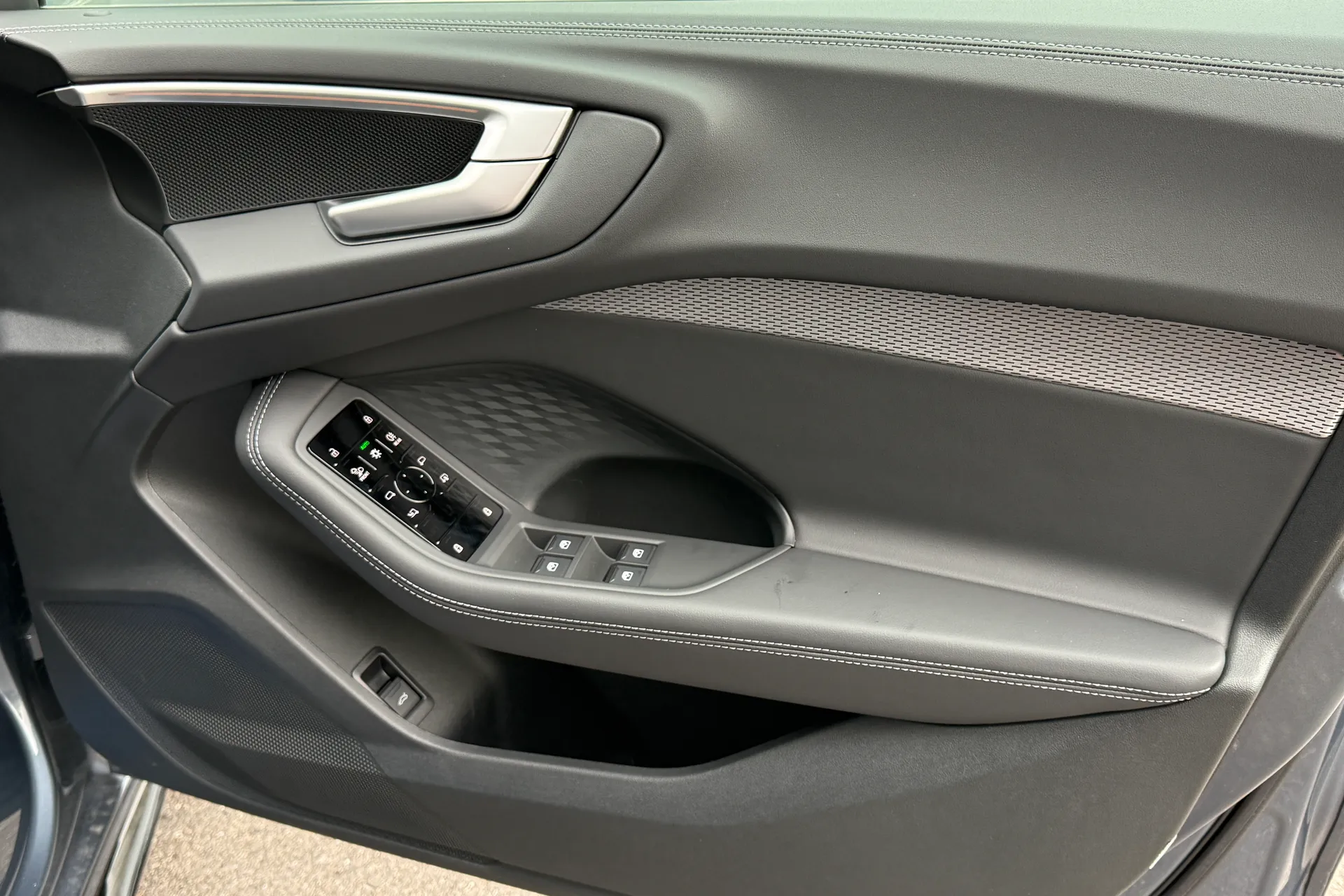 Audi A5 thumbnail image number 20