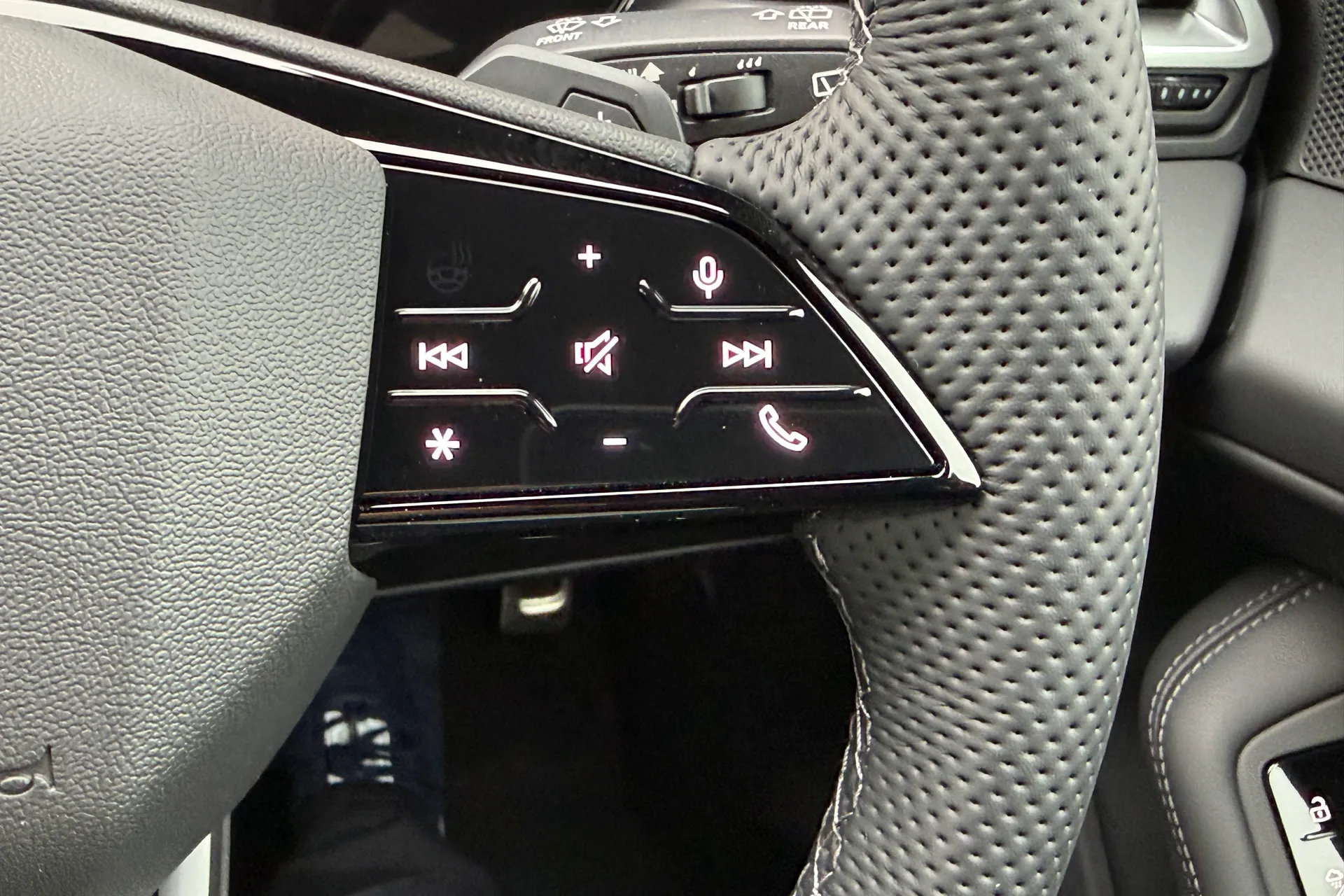 Audi A5 thumbnail image number 33