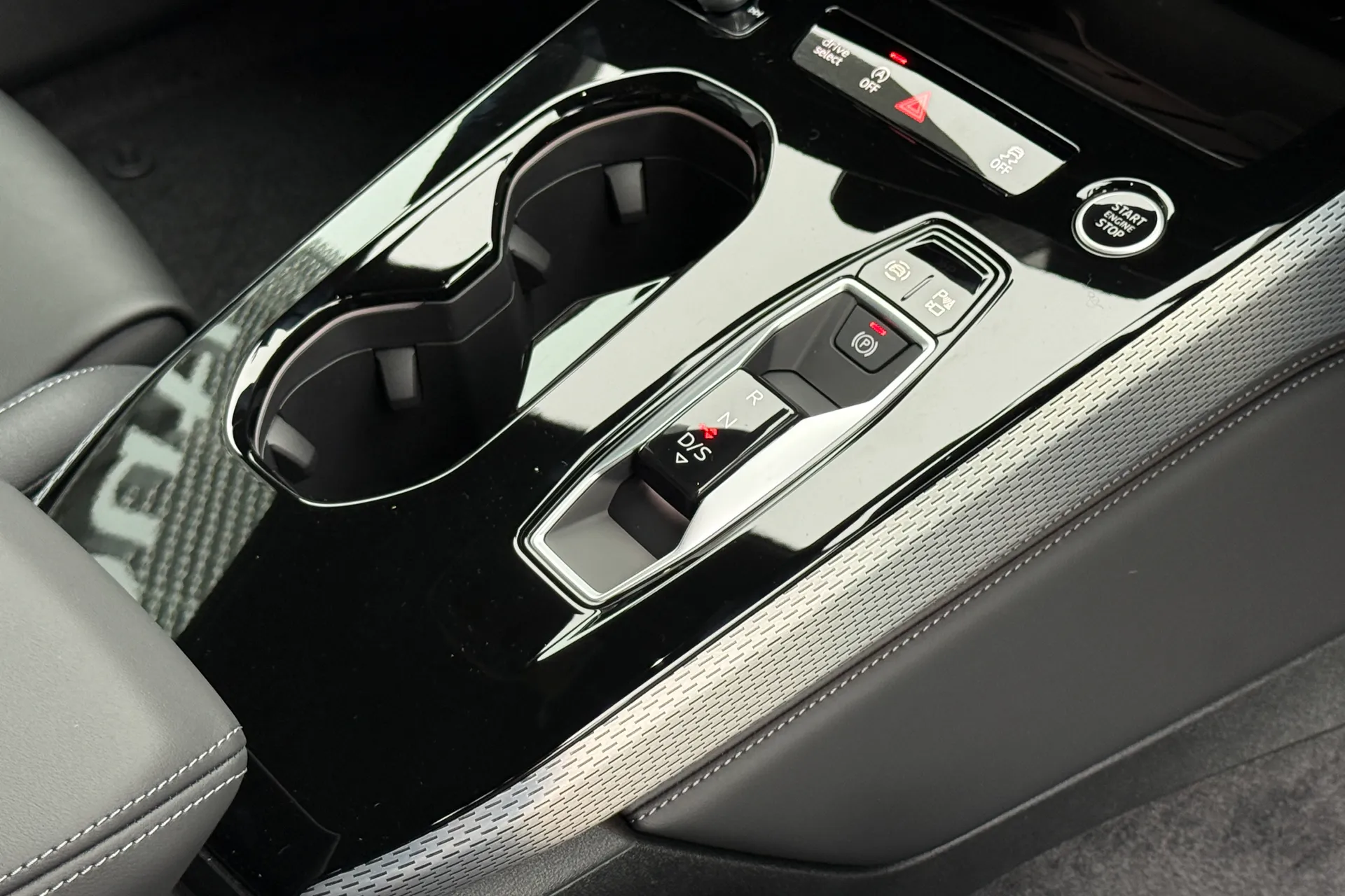 Audi A5 thumbnail image number 30