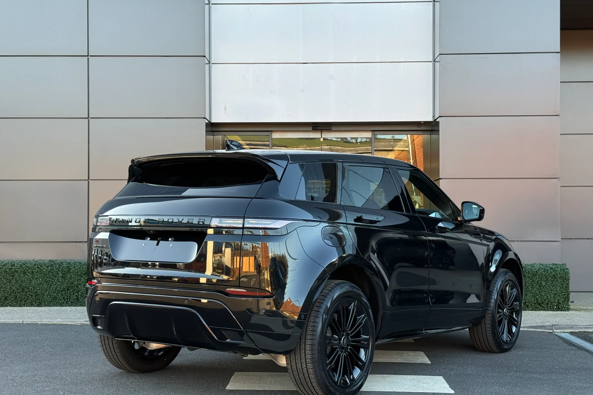 LAND ROVER RANGE ROVER EVOQUE thumbnail image number 10