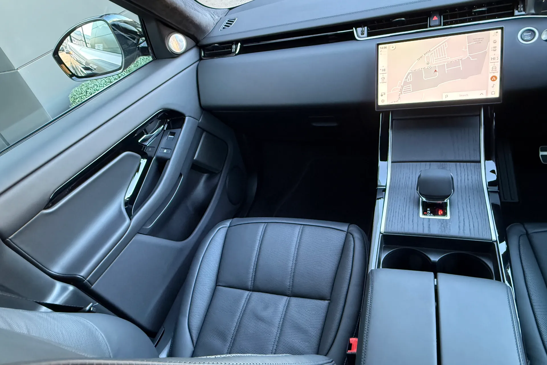 LAND ROVER RANGE ROVER EVOQUE thumbnail image number 47