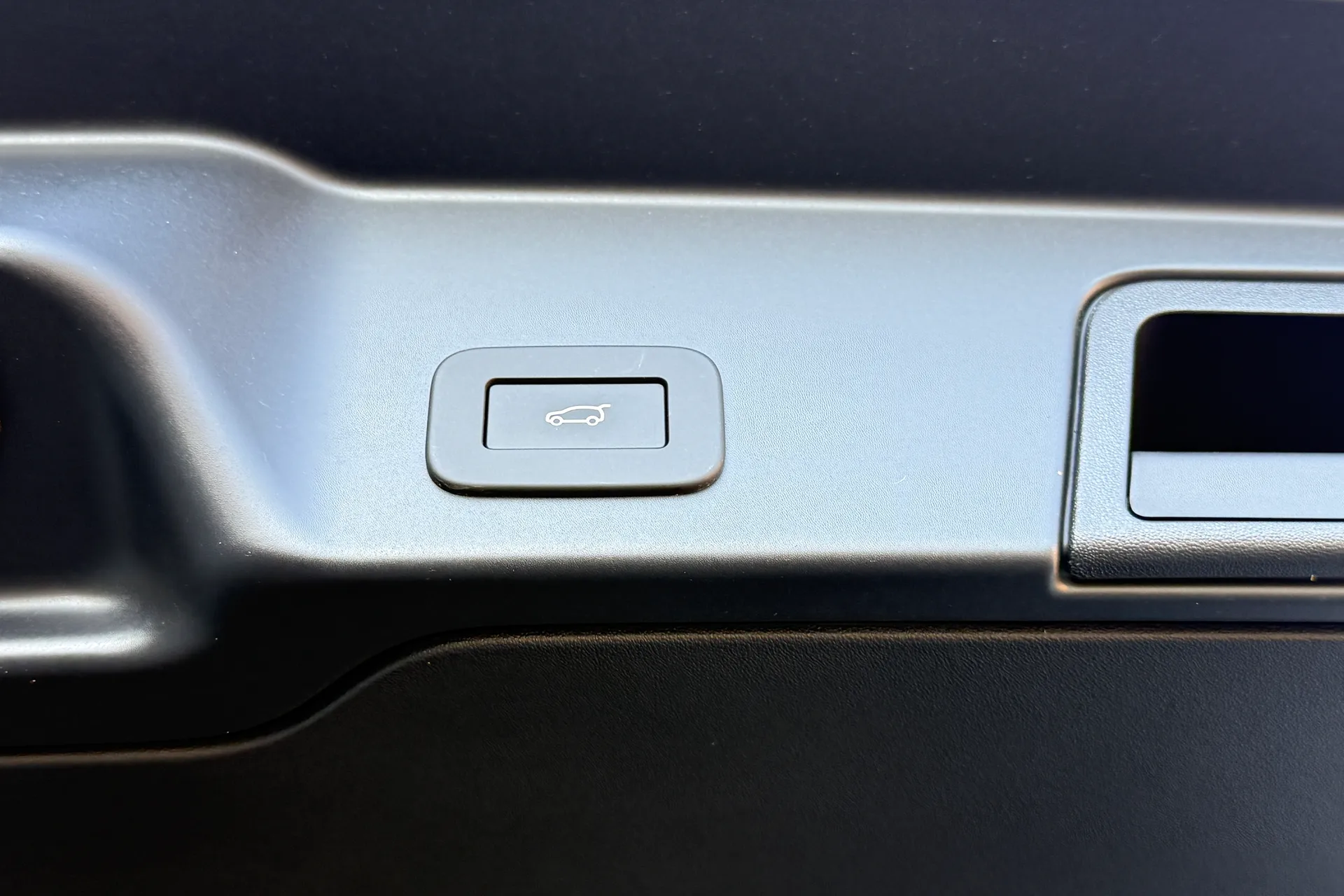 LAND ROVER RANGE ROVER EVOQUE thumbnail image number 34