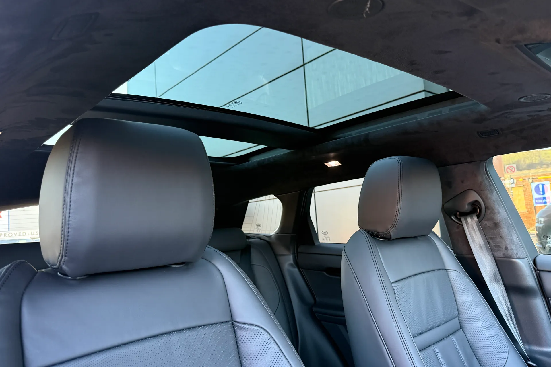 LAND ROVER RANGE ROVER EVOQUE thumbnail image number 12