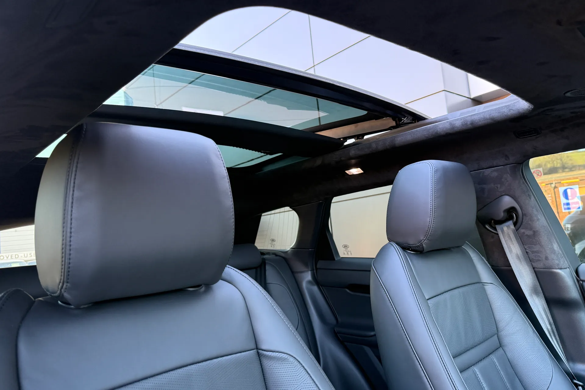 LAND ROVER RANGE ROVER EVOQUE thumbnail image number 13