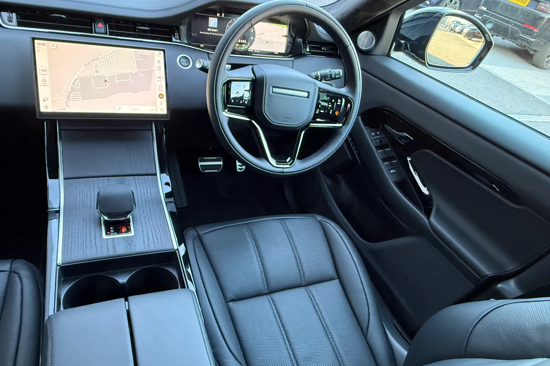 LAND ROVER RANGE ROVER EVOQUE thumbnail image number 48