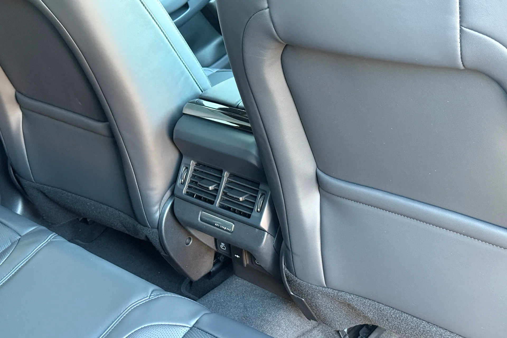 LAND ROVER RANGE ROVER EVOQUE thumbnail image number 45