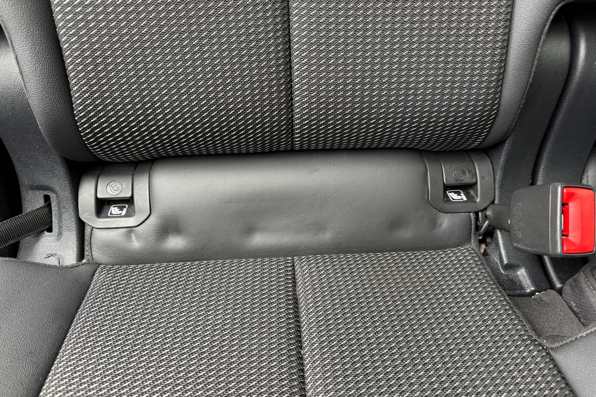 Audi Q3 thumbnail image number 32