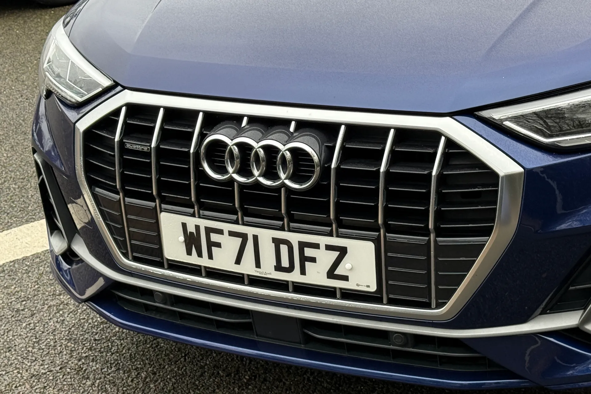 Audi Q3 thumbnail image number 38