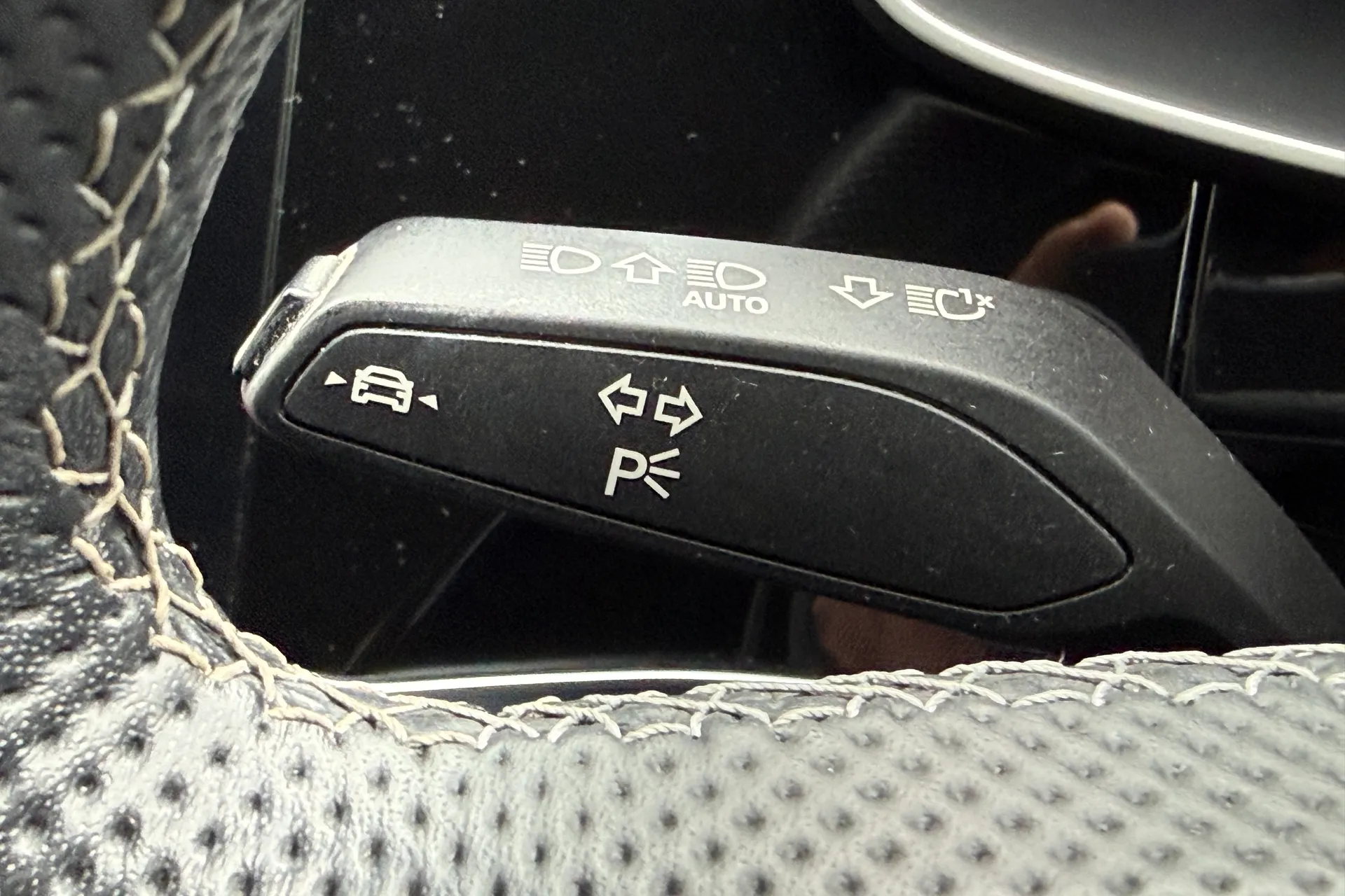 Audi Q3 thumbnail image number 62