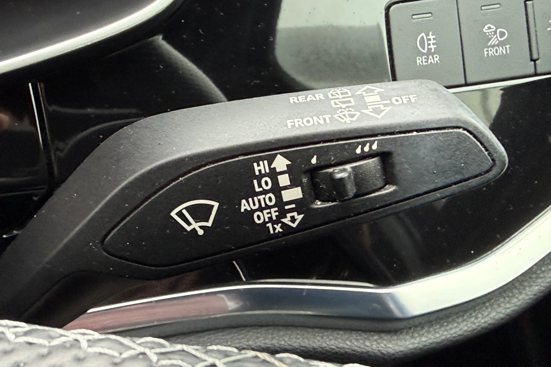 Audi Q3 thumbnail image number 64