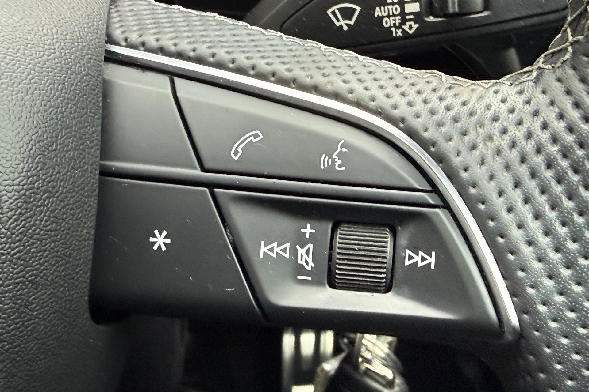 Audi Q3 thumbnail image number 58