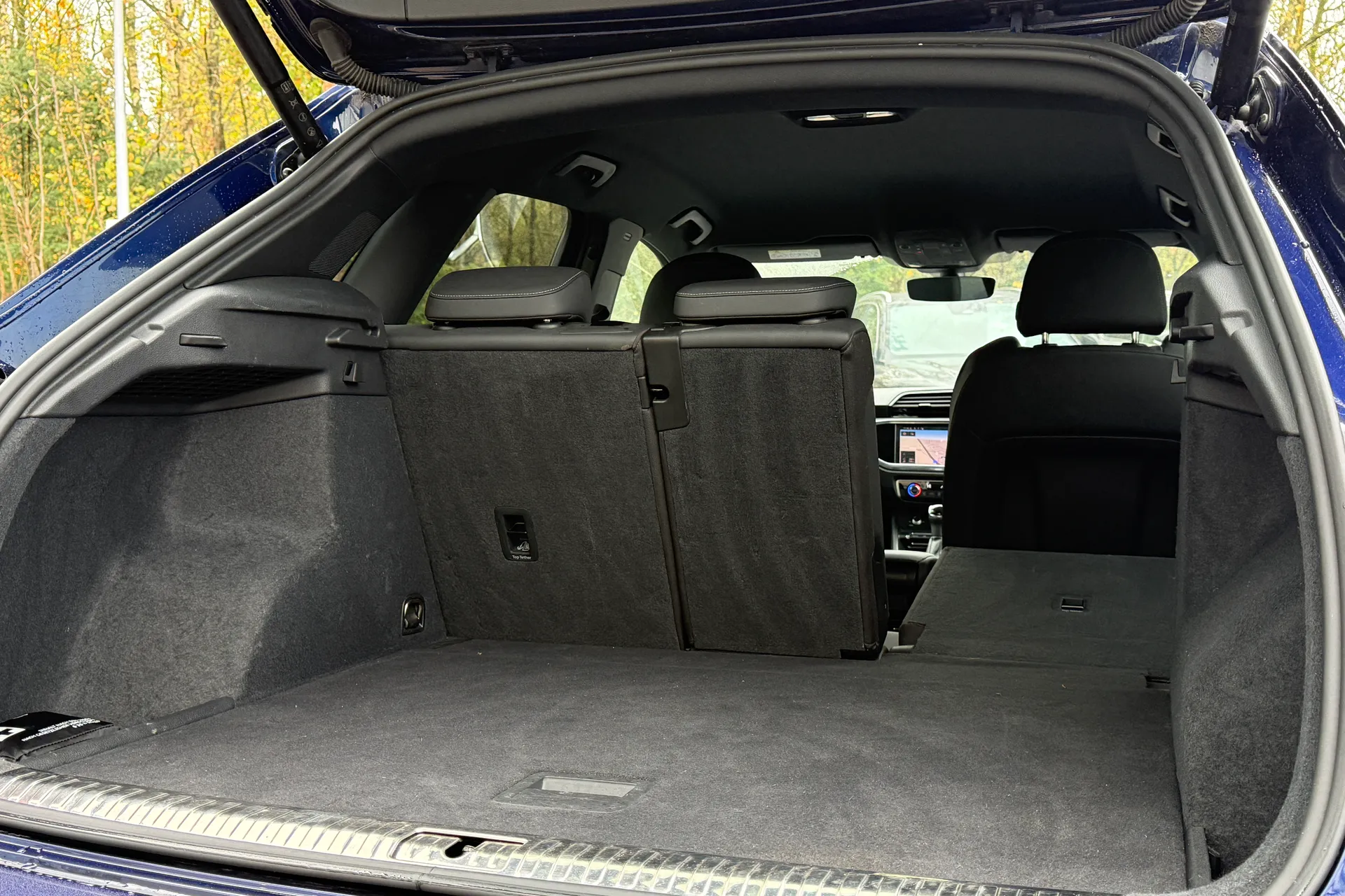 Audi Q3 thumbnail image number 27