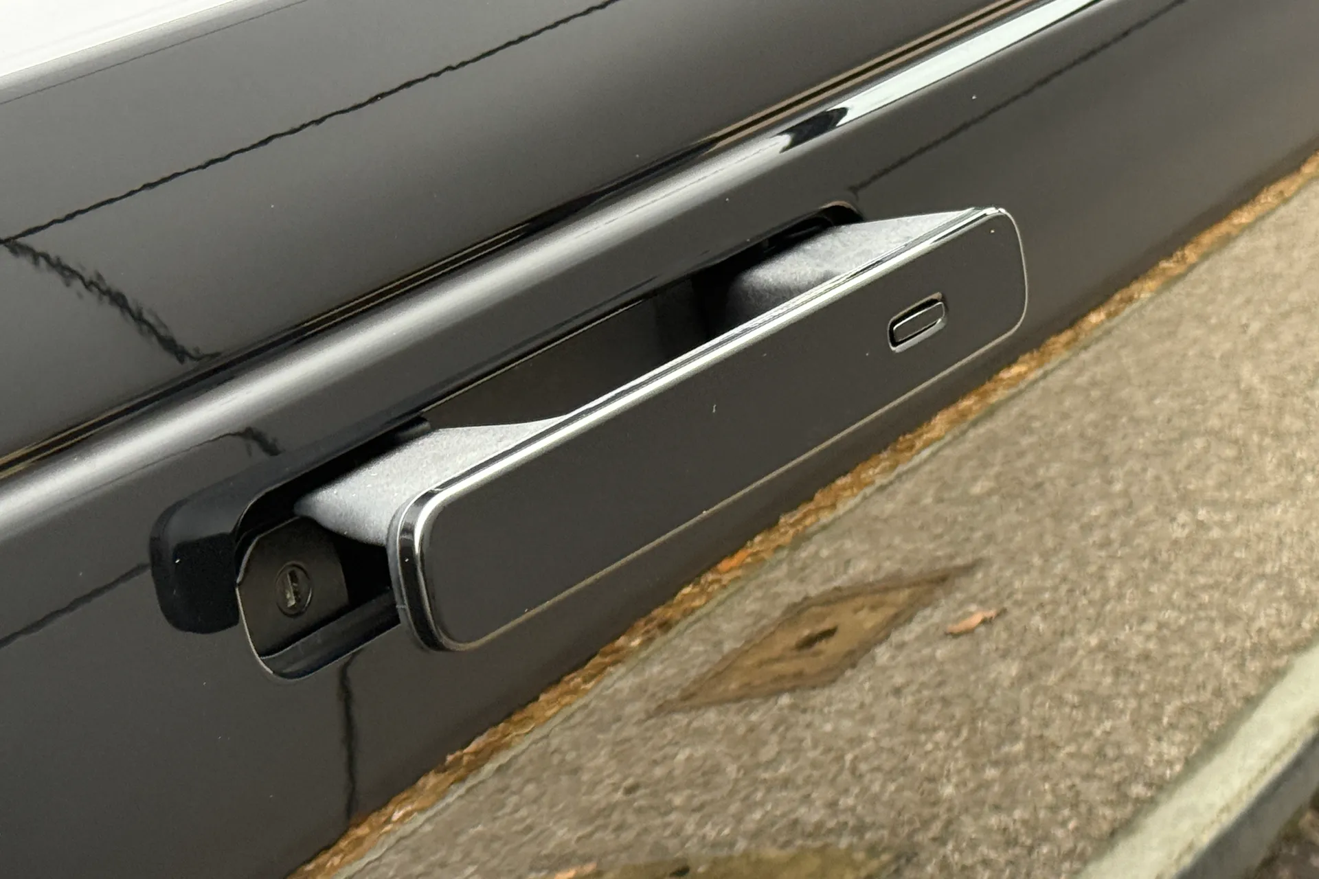 LAND ROVER RANGE ROVER VELAR thumbnail image number 19