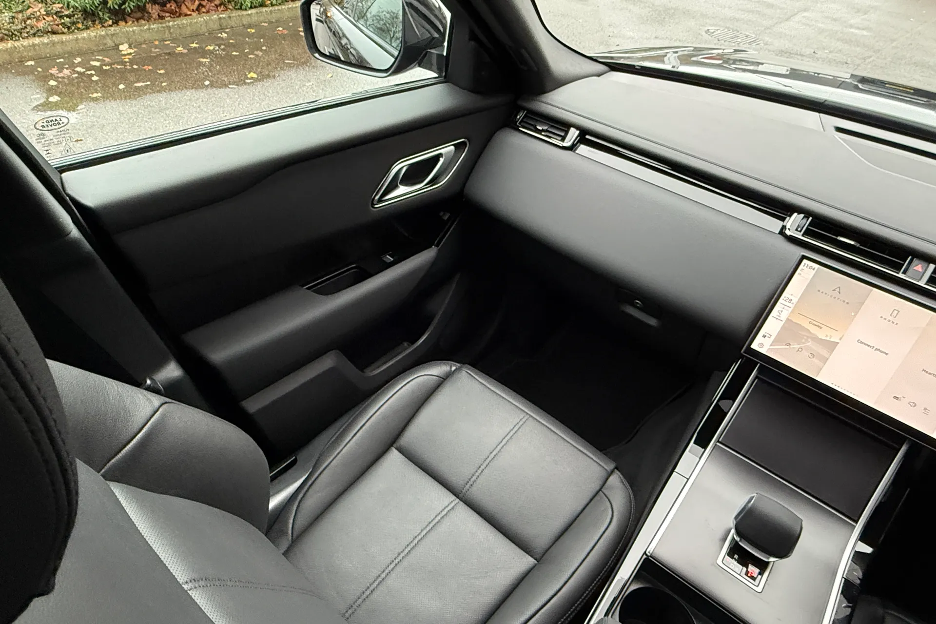 LAND ROVER RANGE ROVER VELAR thumbnail image number 20