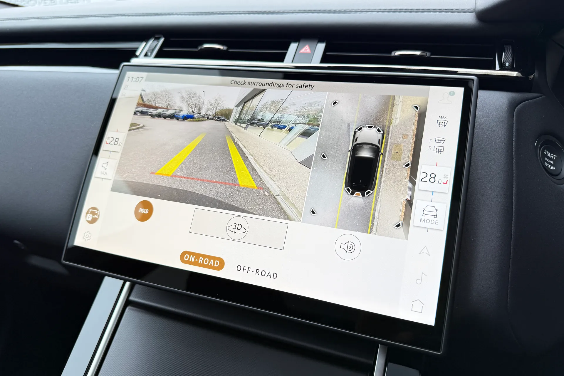 LAND ROVER RANGE ROVER VELAR thumbnail image number 6