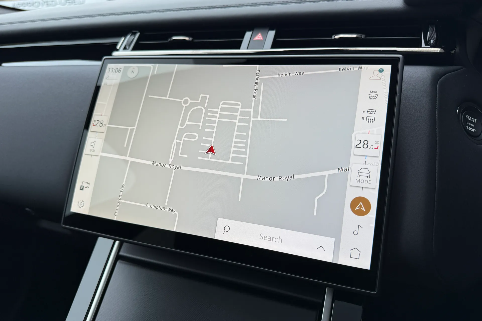 LAND ROVER RANGE ROVER VELAR thumbnail image number 5