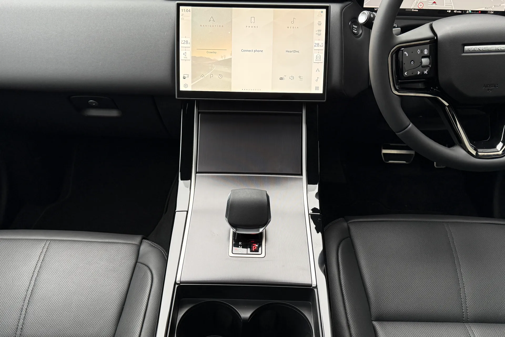 LAND ROVER RANGE ROVER VELAR thumbnail image number 22