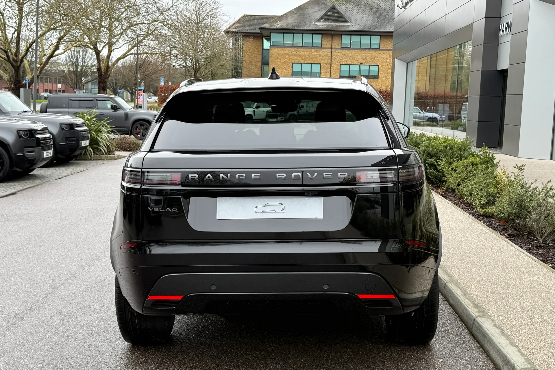 LAND ROVER RANGE ROVER VELAR thumbnail image number 15