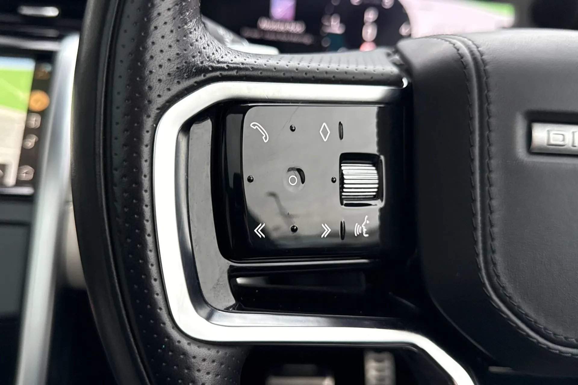 LAND ROVER DISCOVERY SPORT thumbnail image number 46