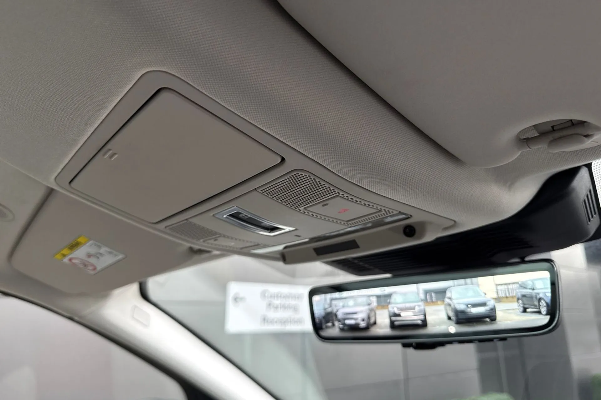 LAND ROVER DISCOVERY SPORT thumbnail image number 52