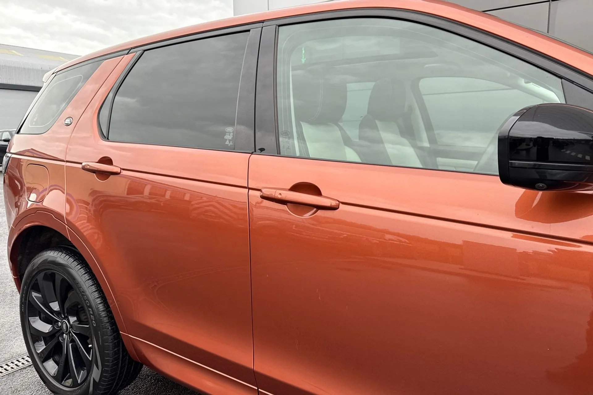 LAND ROVER DISCOVERY SPORT thumbnail image number 23