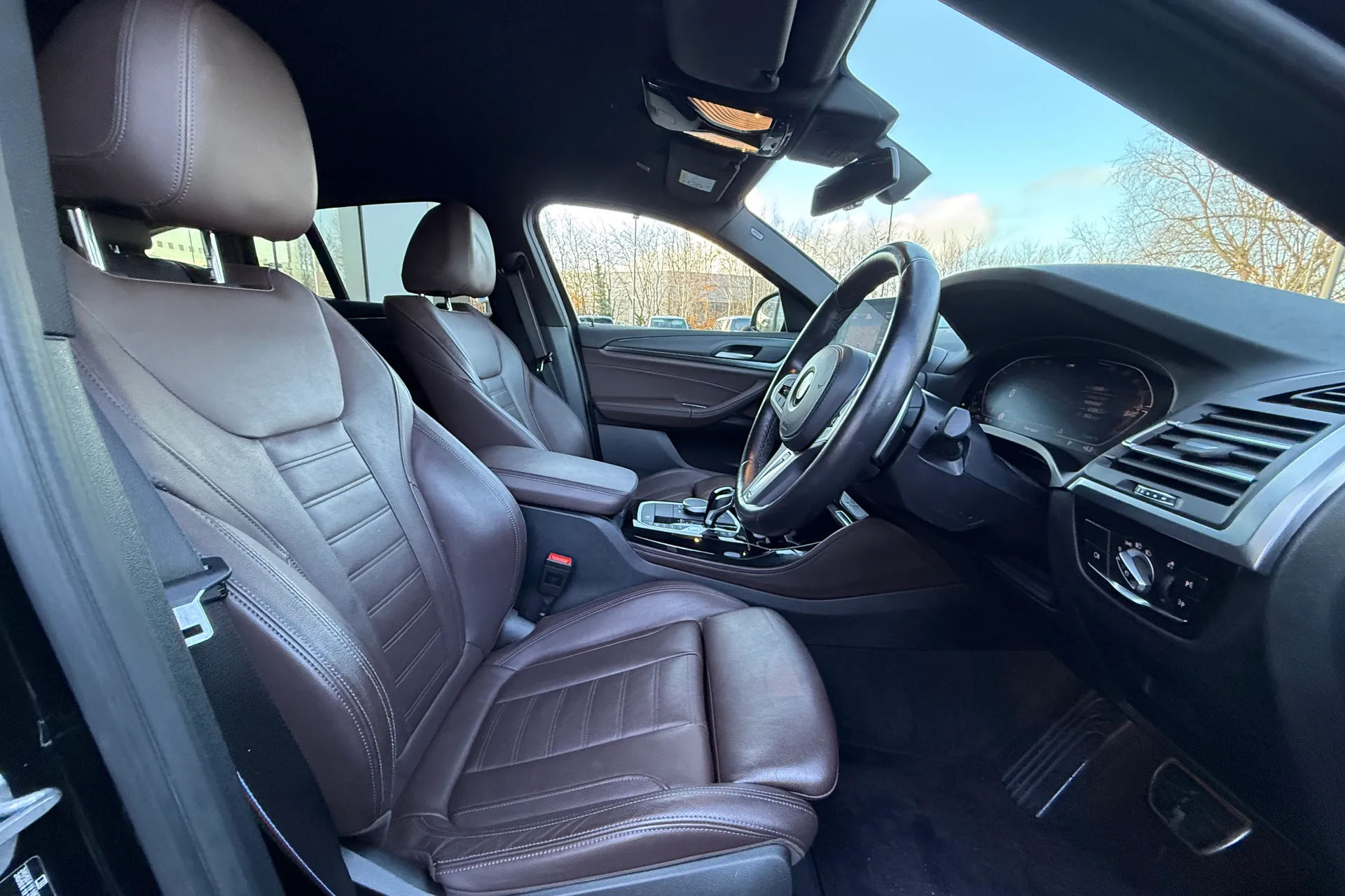 BMW X4 thumbnail image number 9