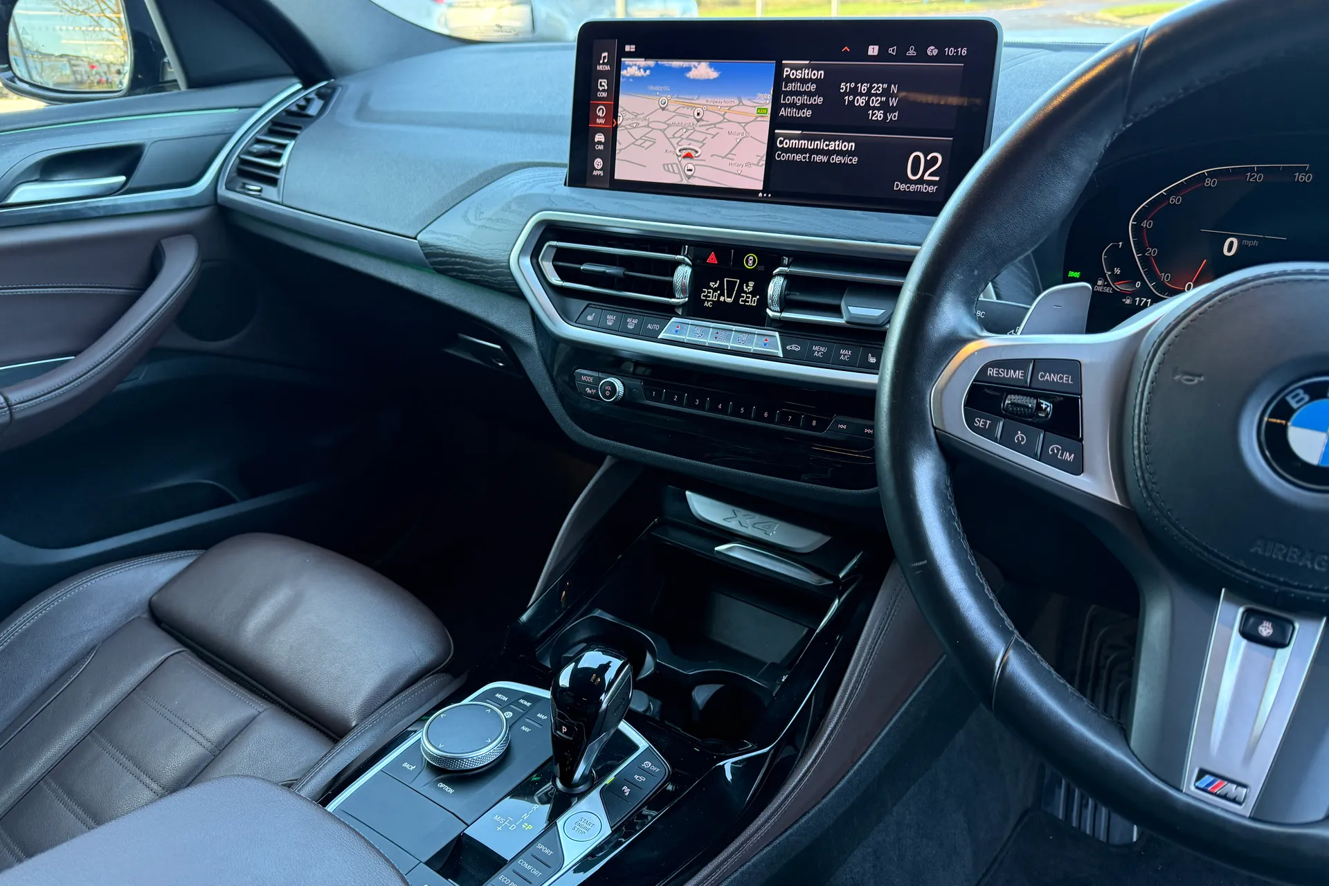 BMW X4 thumbnail image number 18