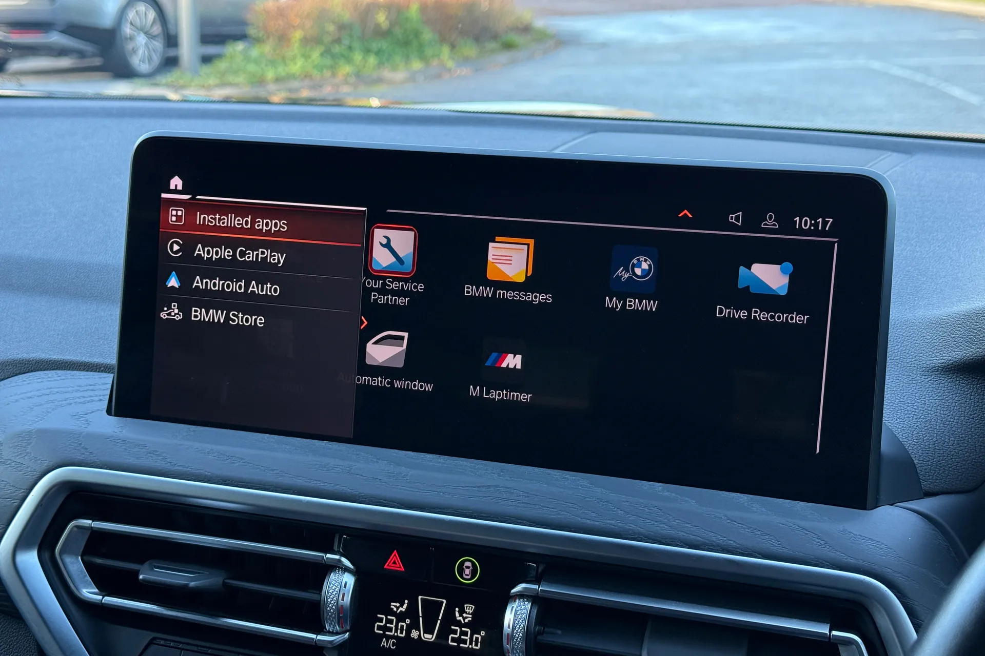 BMW X4 thumbnail image number 21