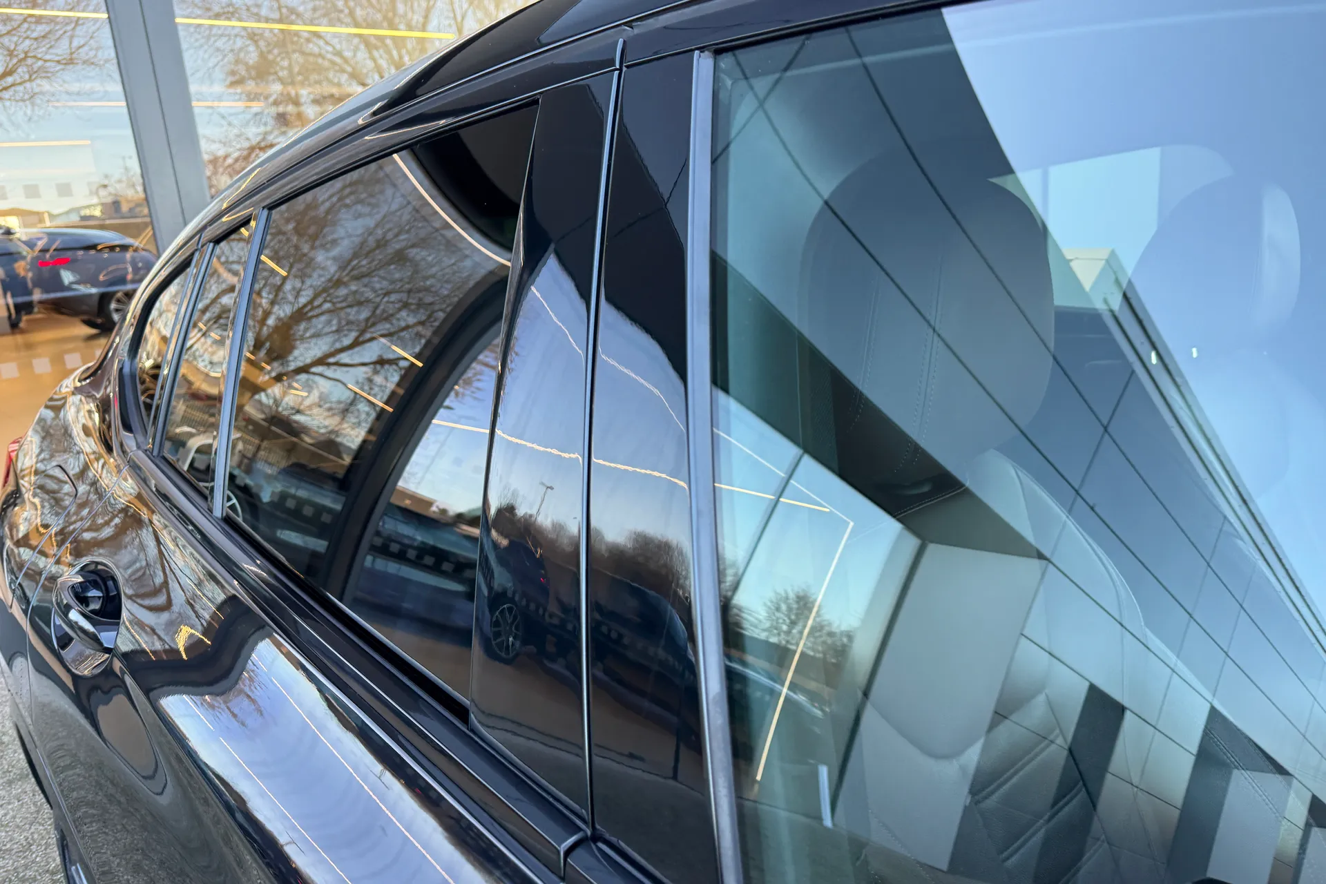 BMW X4 thumbnail image number 23