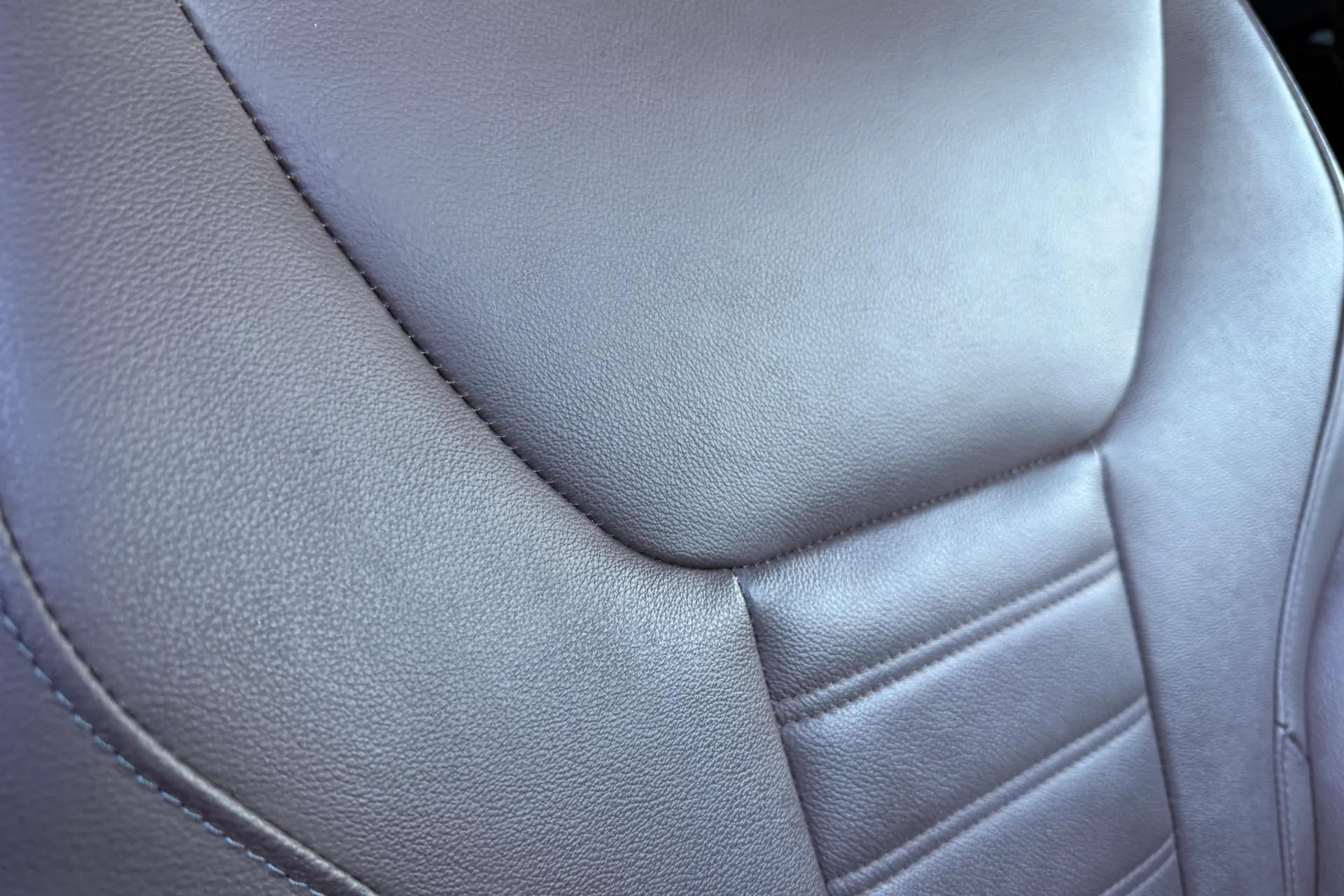 BMW X4 thumbnail image number 32