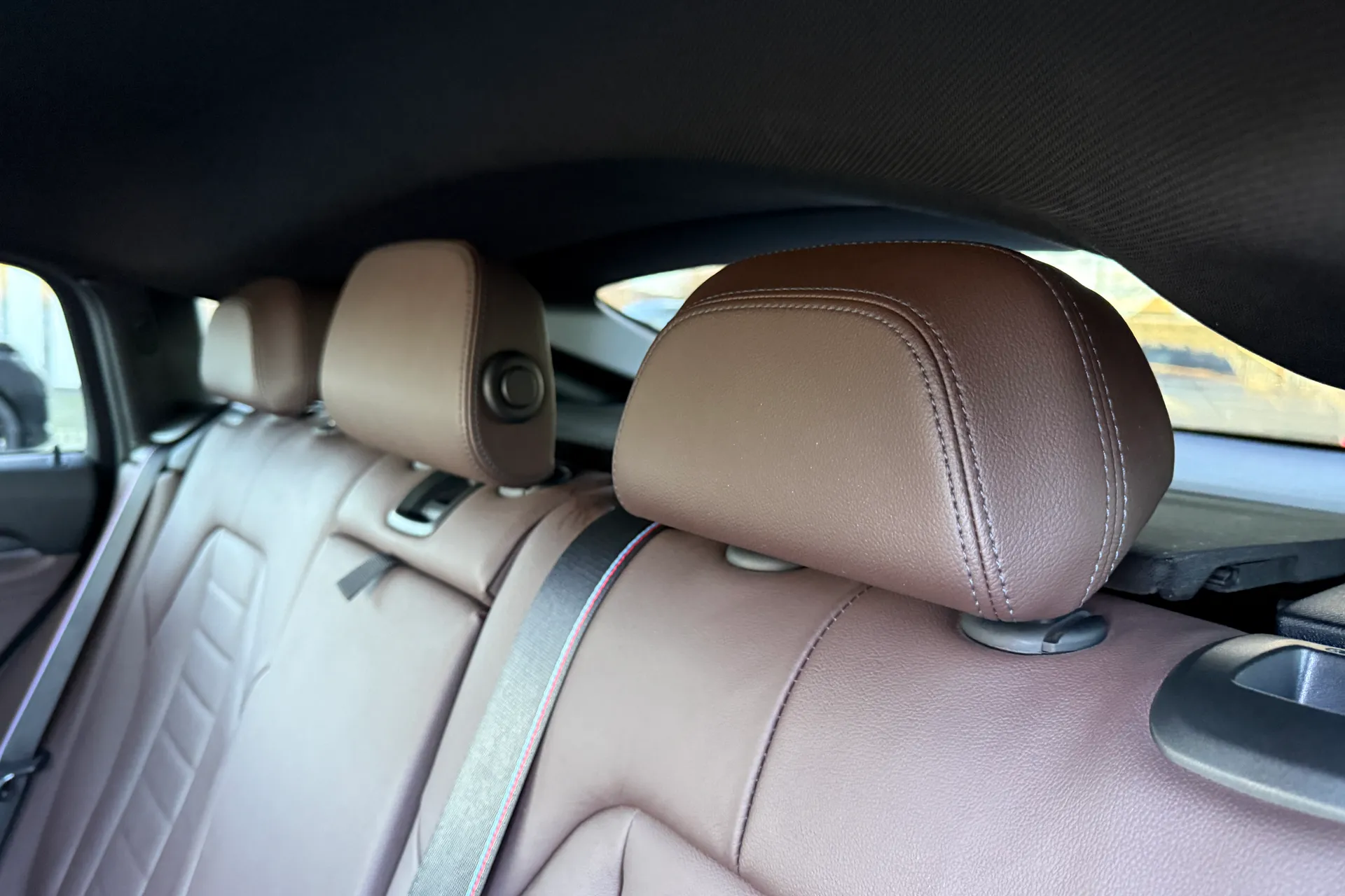 BMW X4 thumbnail image number 46