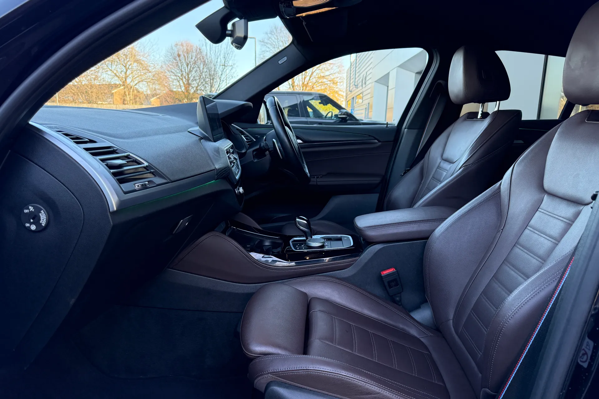 BMW X4 thumbnail image number 10